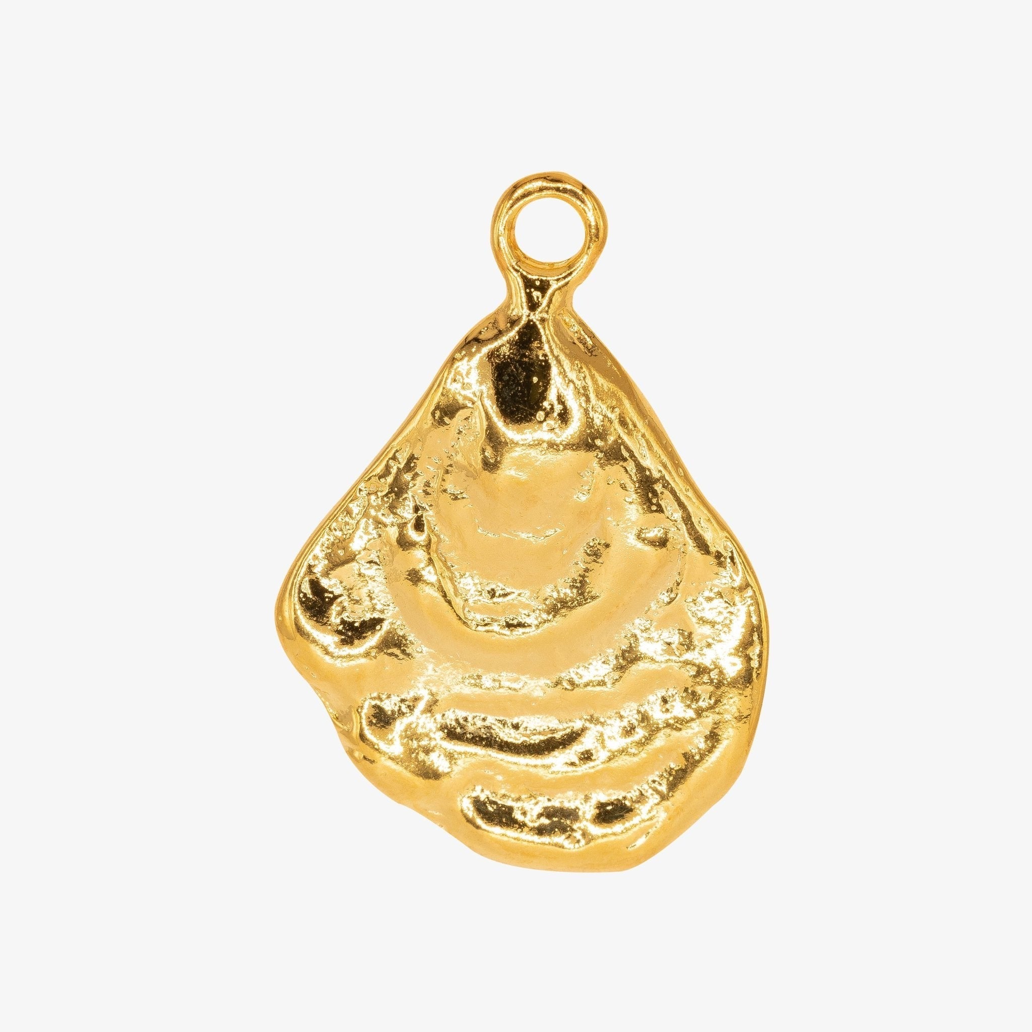 Oyster Shell Charm 14K Gold - GoldandWillow