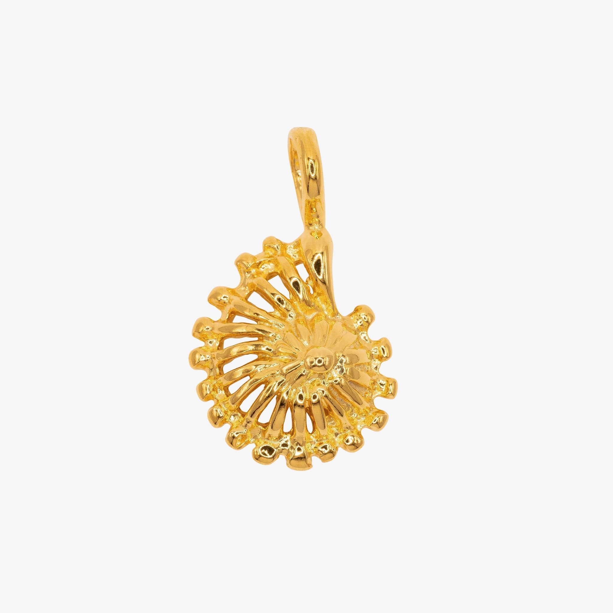 Seashell Charm 14K Gold - GoldandWillow